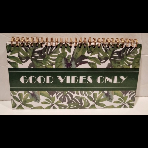2025 Good Vibes Only Spiral Bound WEEKLY Undated Planner  NWT - Picture 3 of 4